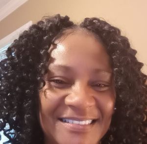 Meet your Posher, Renee